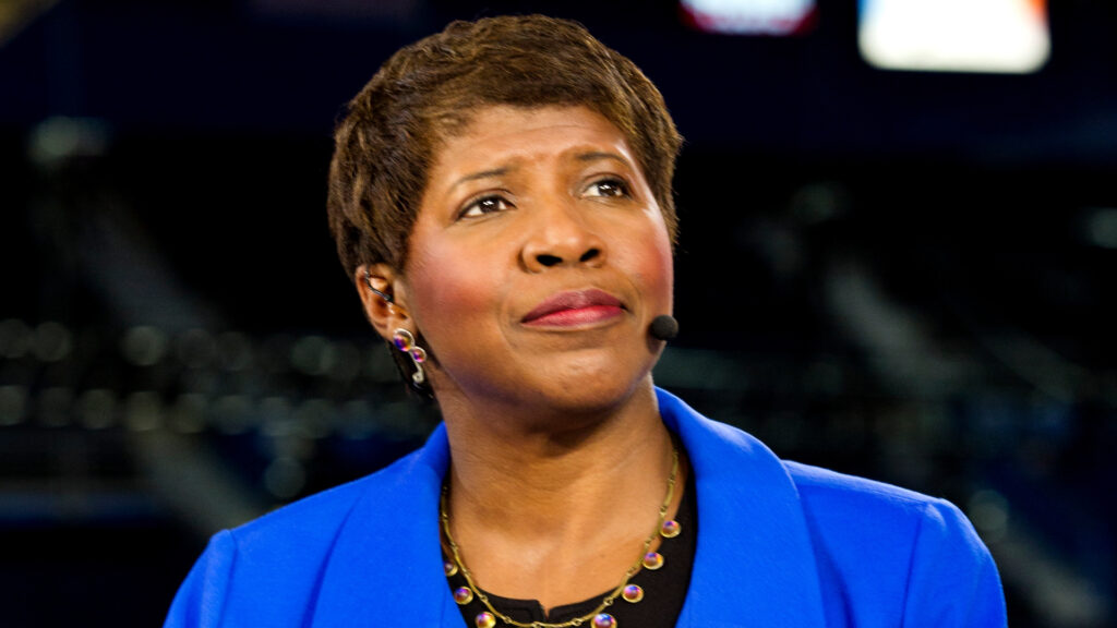 Gwen Ifill, Black News Anchor